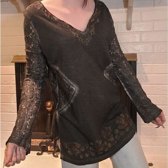 gimmicks by BKE Tops - Grey Fairycore Blouse by BKE